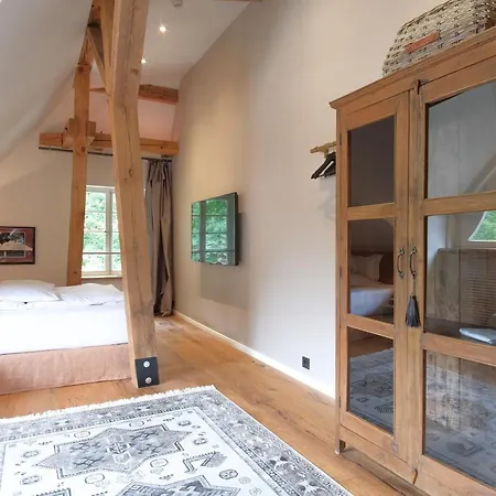 Gut Thansen מלון Soderstorf